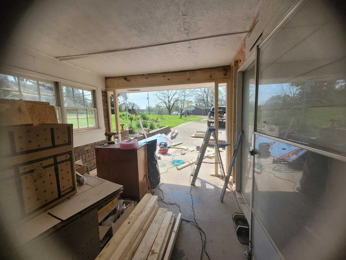 Air movers and dehumidifier for Drying & Dehumidification in Belding